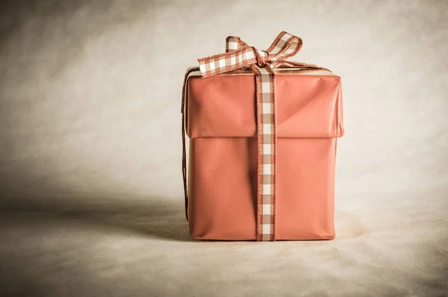 Gifting: A History